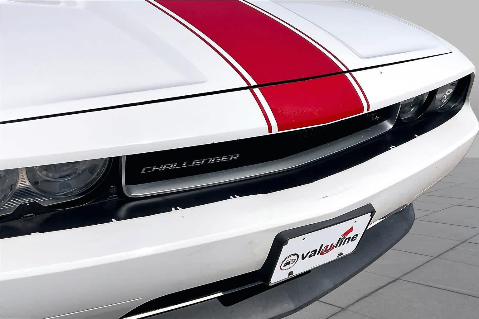 Used 2013 Dodge Challenger SXT RWD image 26