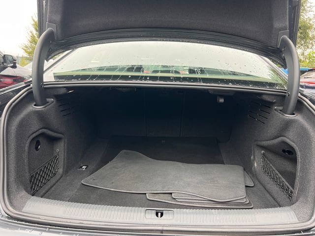 Used 2018 Audi A4 2.0T Ultra Premium Plus w/ Premium Plus Package FWD image 30