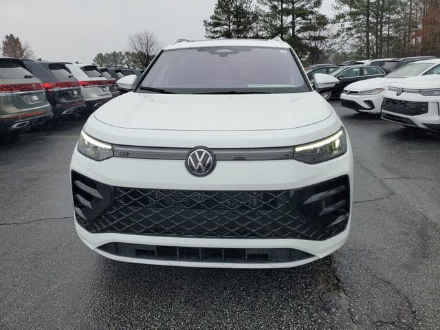 New 2026 Volkswagen Tiguan SEL R-Line image 2