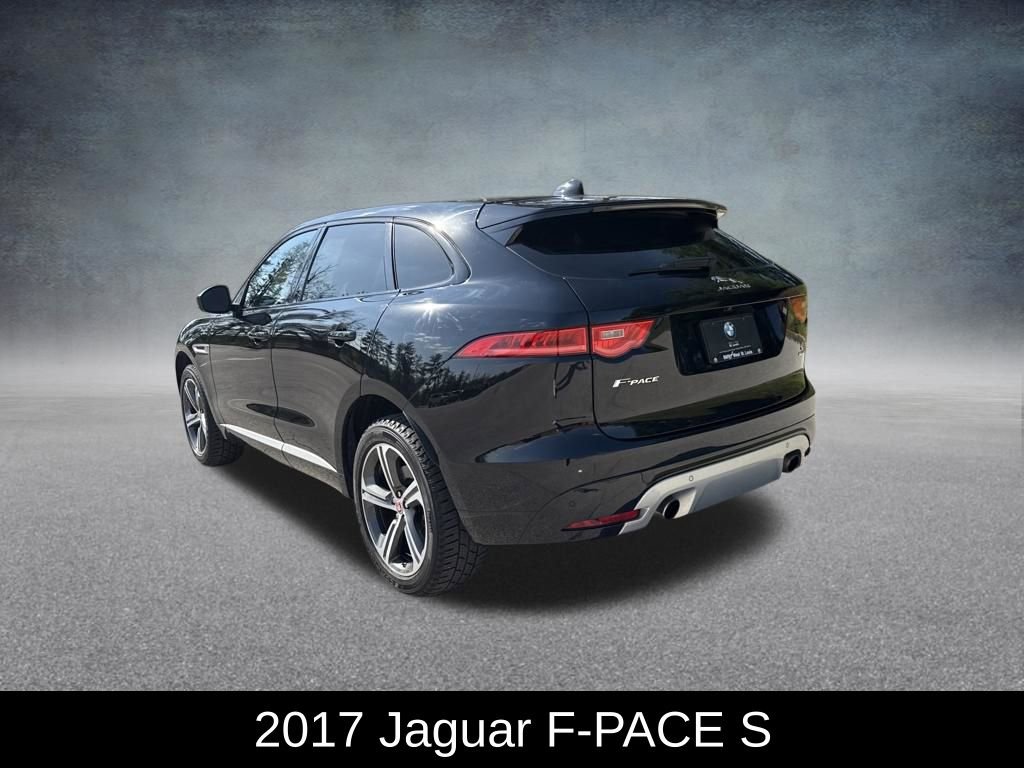 Used 2017 Jaguar F-PACE S image 3