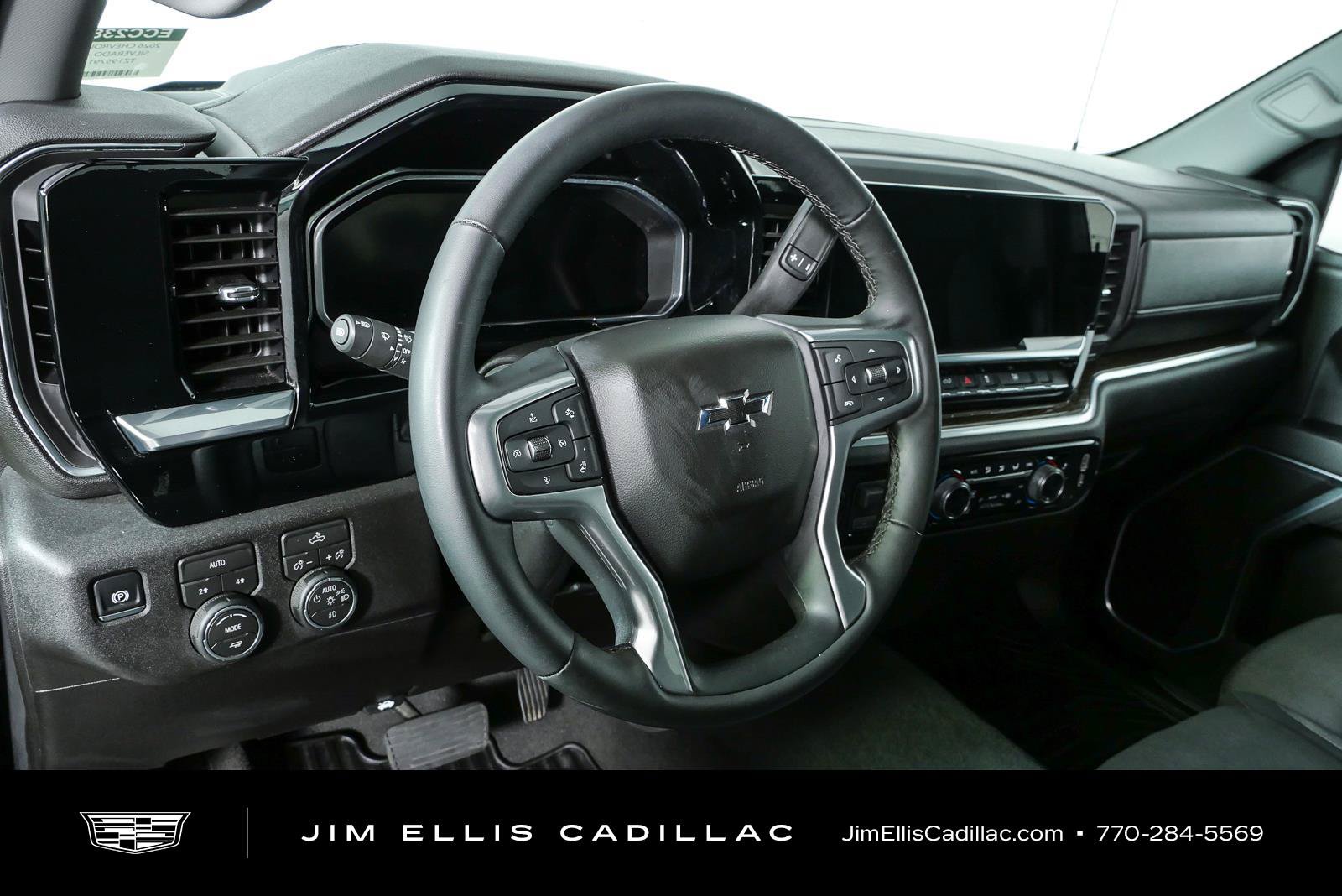 Used 2026 Chevrolet Silverado 1500 RST AWD/4WD image 4