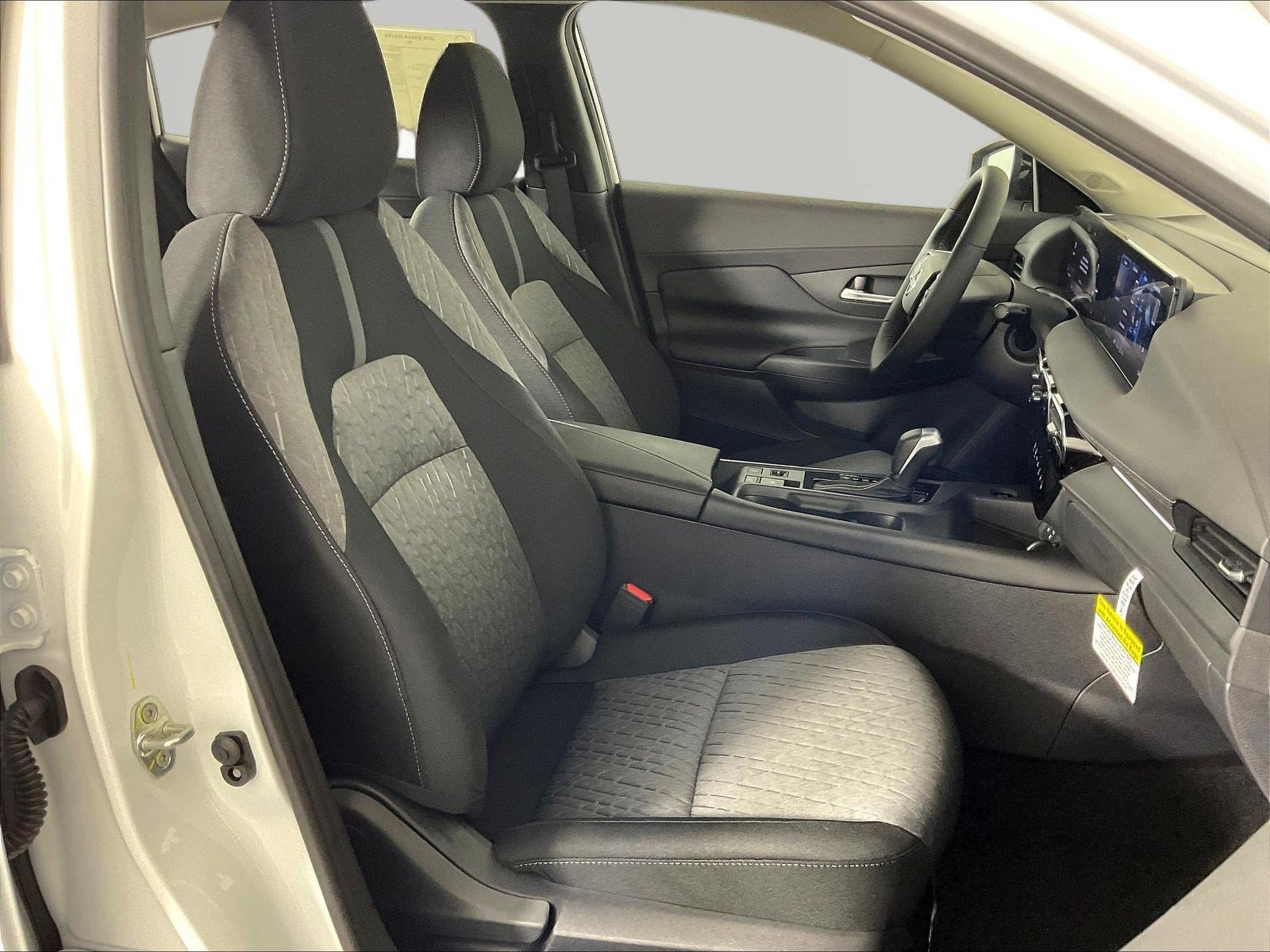 New 2026 Nissan Sentra SV w/ SV Convenience Package FWD image 18