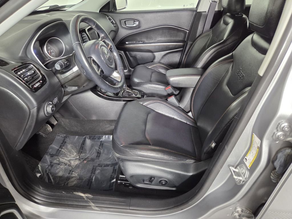 Used 2019 Jeep Compass Limited w/ Advanced Safety Group image 13