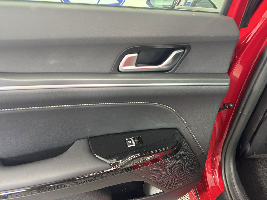 Used 2025 Kia K5 GT-Line w/ GT-Line Premium Package FWD image 32
