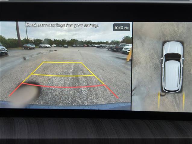 Used 2024 Kia Telluride SX w/ Towing Package AWD/4WD image 11