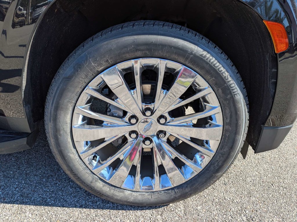 Certified 2021 Chevrolet Tahoe Premier w/ Premium Package RWD image 14