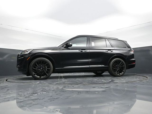Used 2023 Lincoln Aviator Reserve w/ Equipment Group 201A AWD/4WD image 55