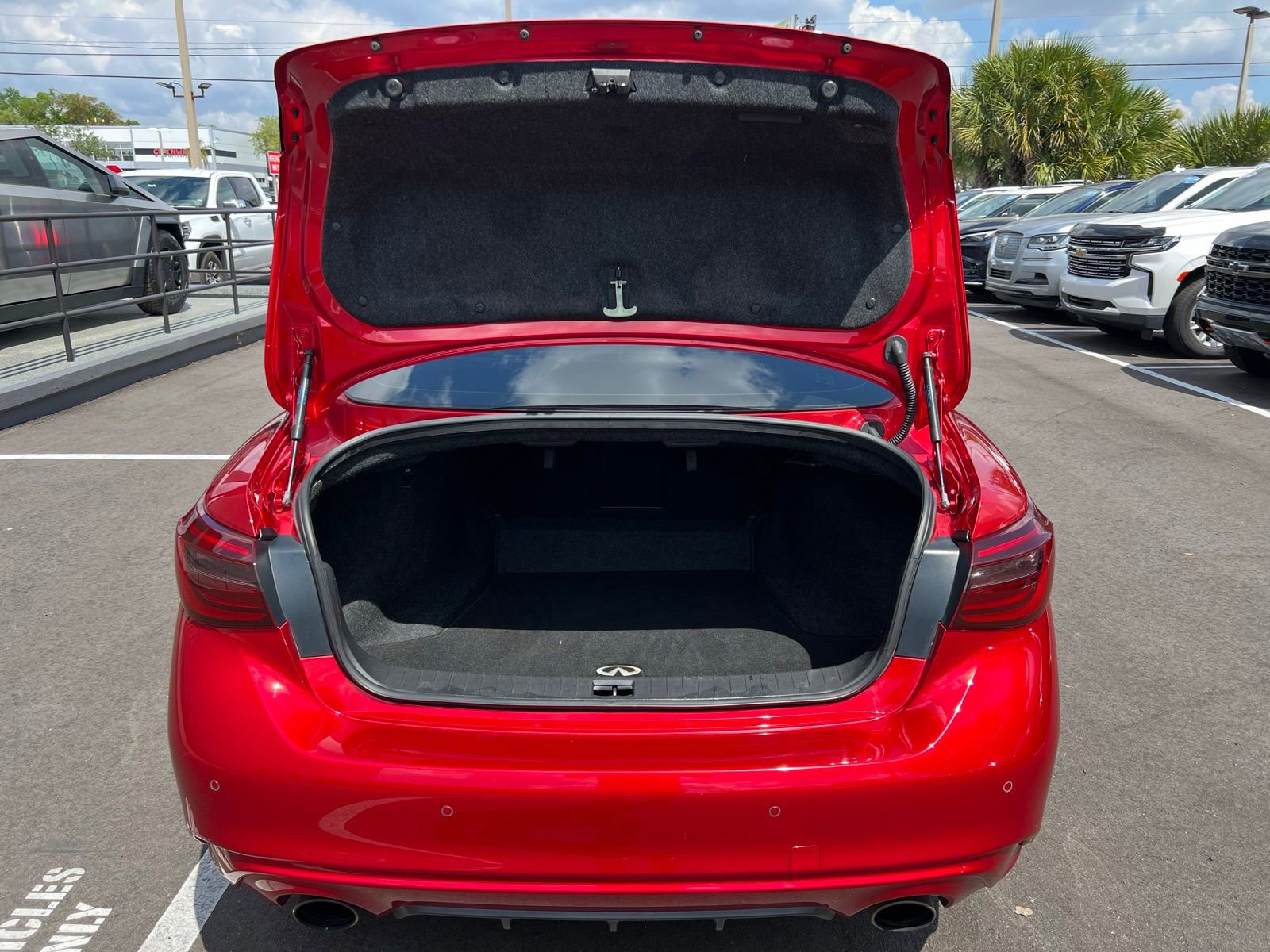 Used 2022 INFINITI Q50 Luxe w/ Cargo Package AWD/4WD image 20