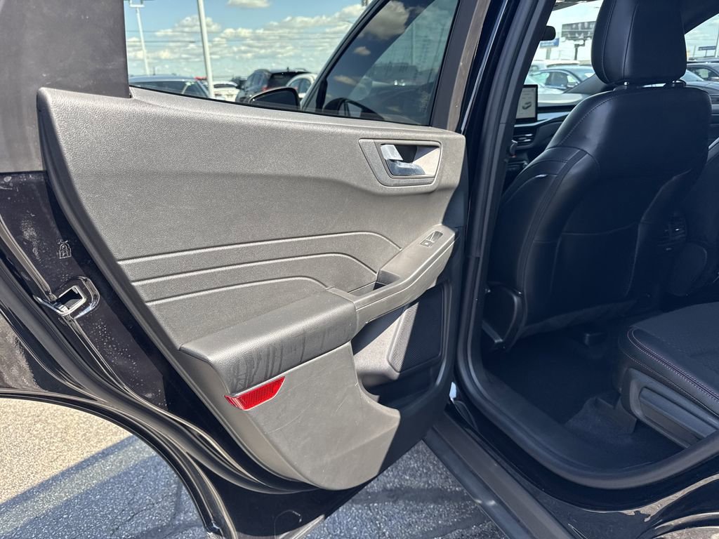 Certified 2023 Ford Escape ST-Line w/ Tech Pack #1 image 22