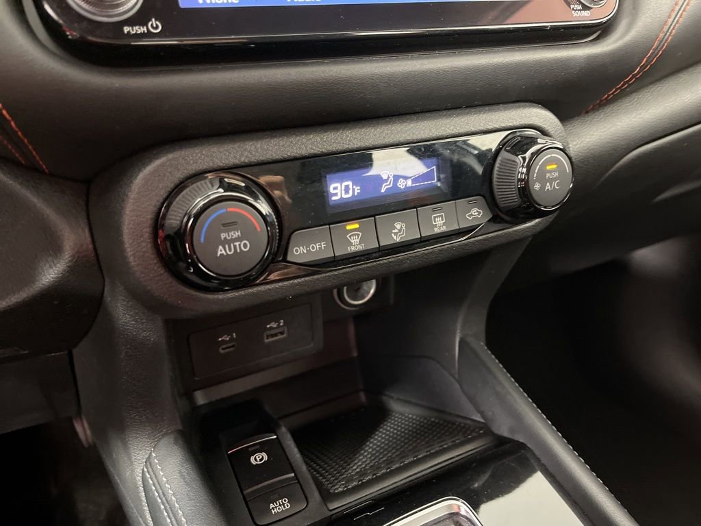 Used 2024 Nissan Kicks SR image 29