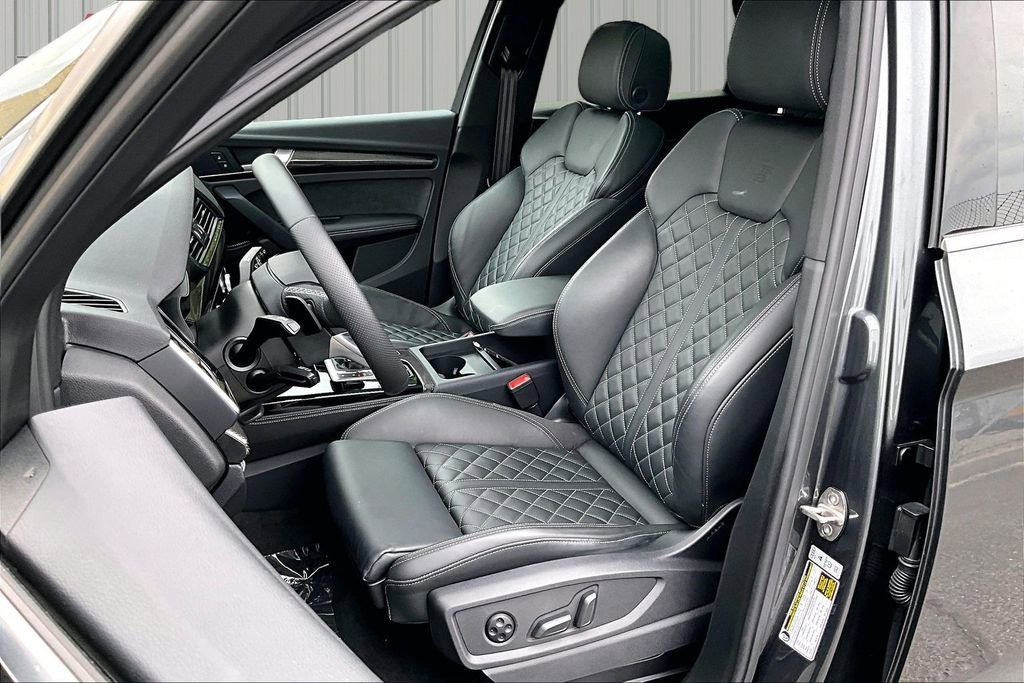 Used 2023 Audi SQ5 Premium Plus w/ Premium Plus Package AWD/4WD image 21