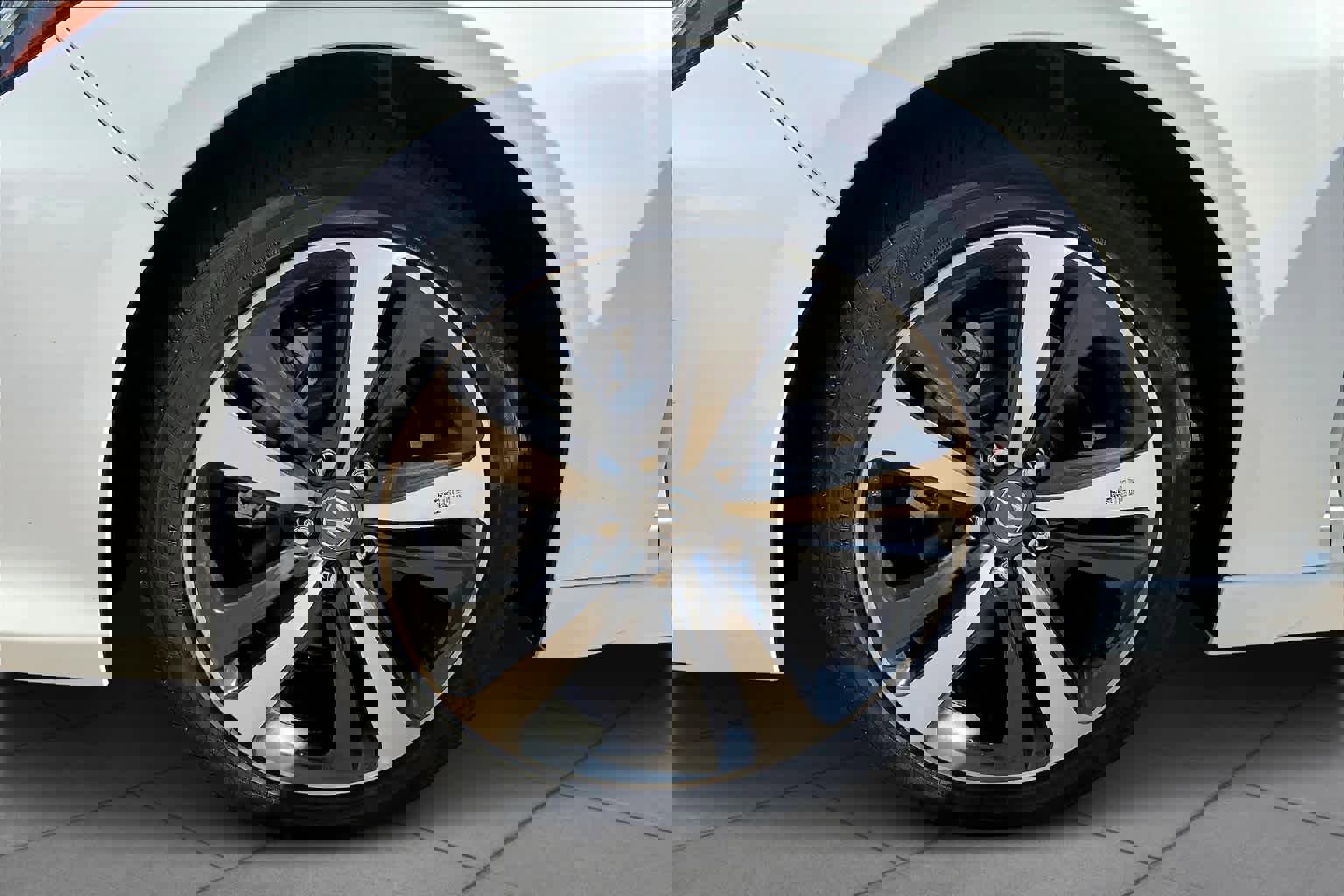 New 2025 Acura TLX w/ Technology Package image 12