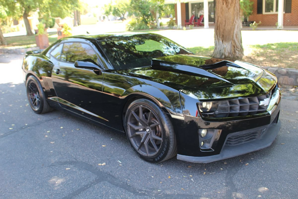 Used 2013 Chevrolet Camaro SS w/ RS Package RWD image 34