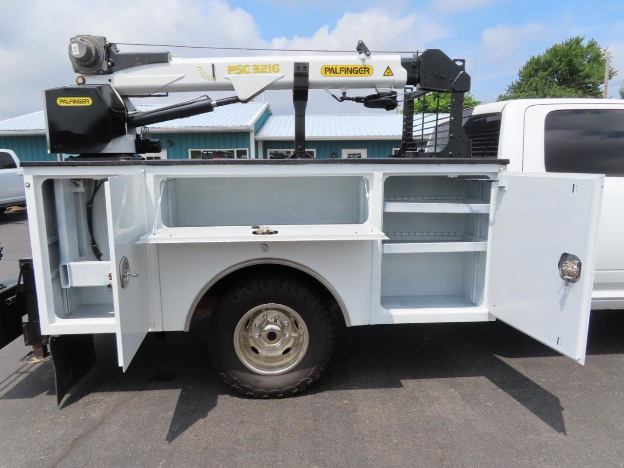 Used 2022 RAM 3500 Tradesman image 24