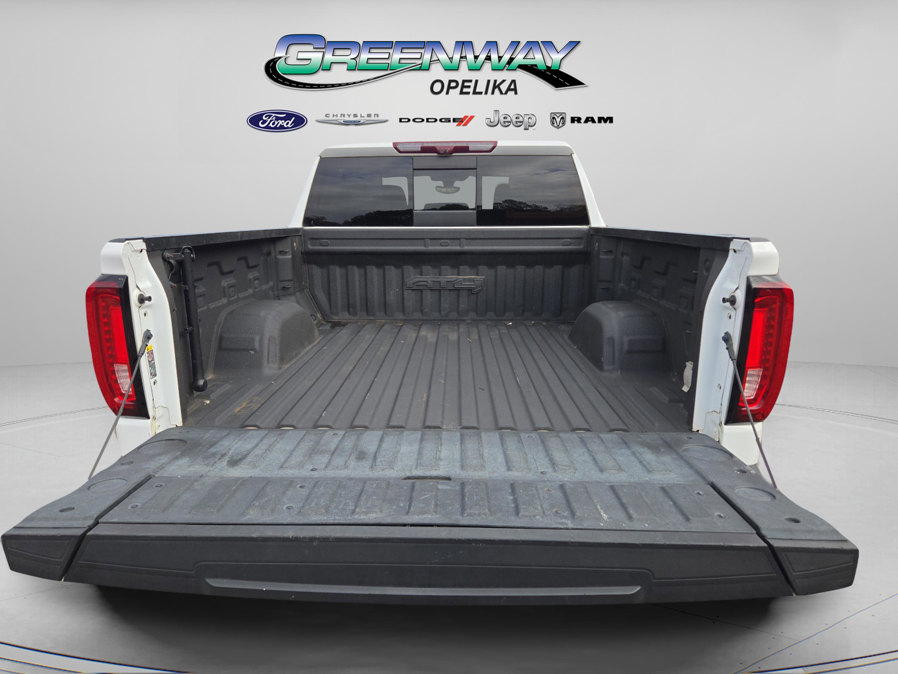 Used 2022 GMC Sierra 1500 AT4 w/ AT4 Premium Package image 29