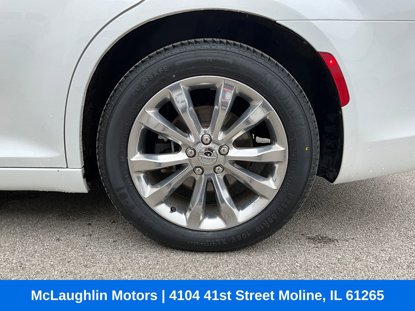 Used 2021 Chrysler 300 Touring L image 15