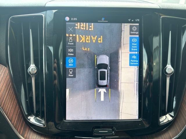 Certified 2024 Volvo XC60 B5 Plus w/ Climate Package AWD/4WD image 24