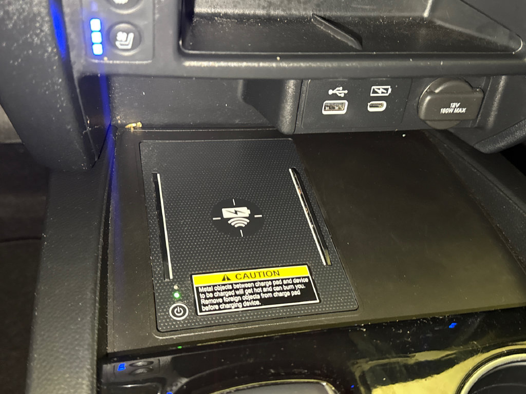 Certified 2024 Honda Passport Black Edition image 31