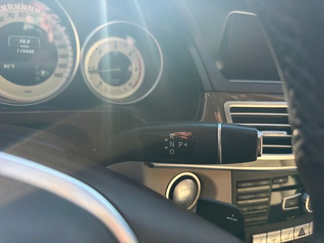 Used 2014 Mercedes-Benz E 250 BlueTEC 4MATIC Sedan image 27
