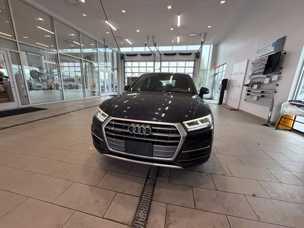 Used 2018 Audi Q5 2.0T Premium Plus w/ Premium Plus Package AWD/4WD image 16