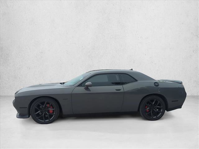 Used 2019 Dodge Challenger R/T w/ Blacktop Package RWD image 6