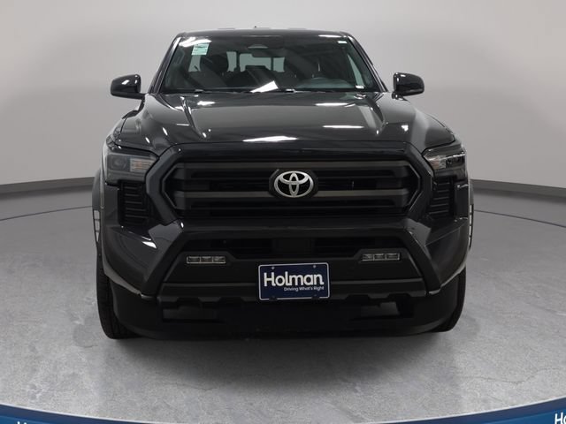 Certified 2024 Toyota Tacoma SR5 AWD/4WD image 2