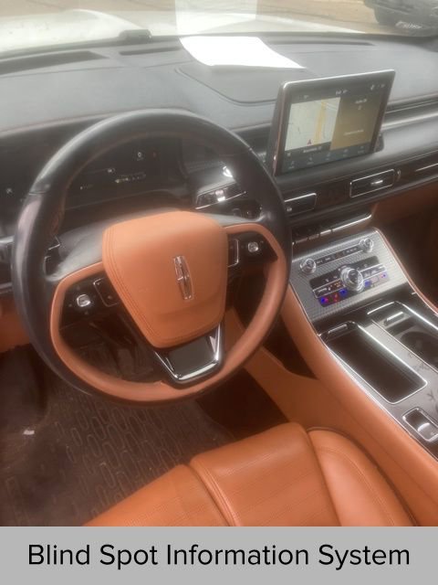 Certified 2023 Lincoln Aviator Black Label w/ Dynamic Handling Package AWD/4WD image 11