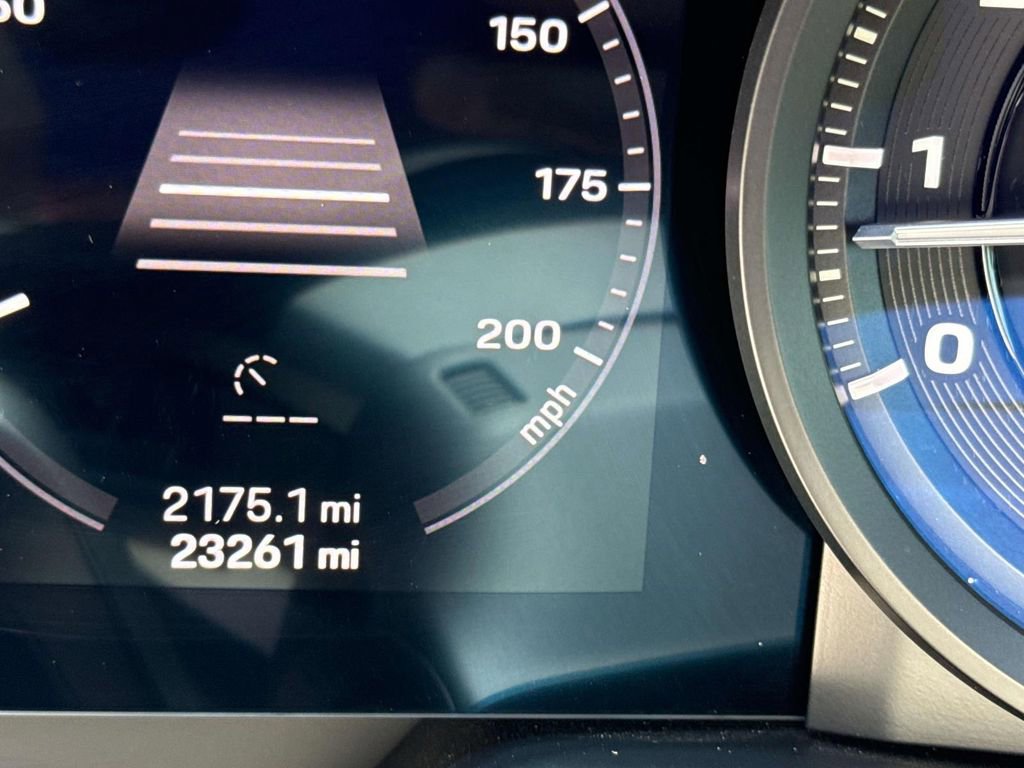 Used 2021 Porsche 911 Carrera RWD image 17