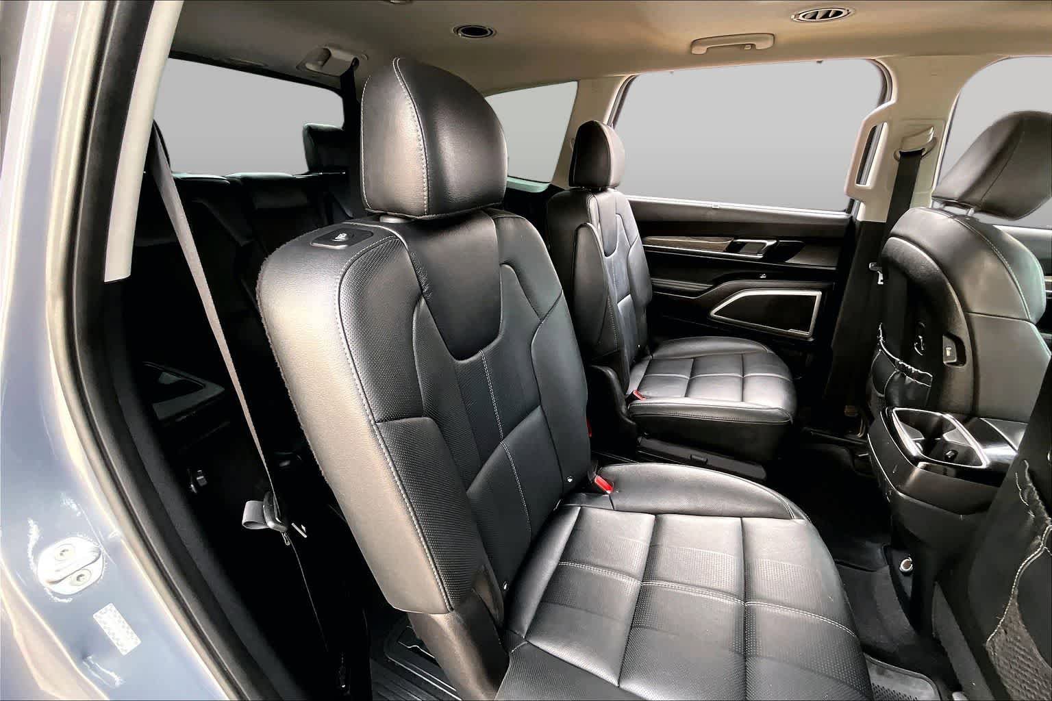 Used 2020 Kia Telluride EX w/ EX Premium Package FWD image 20