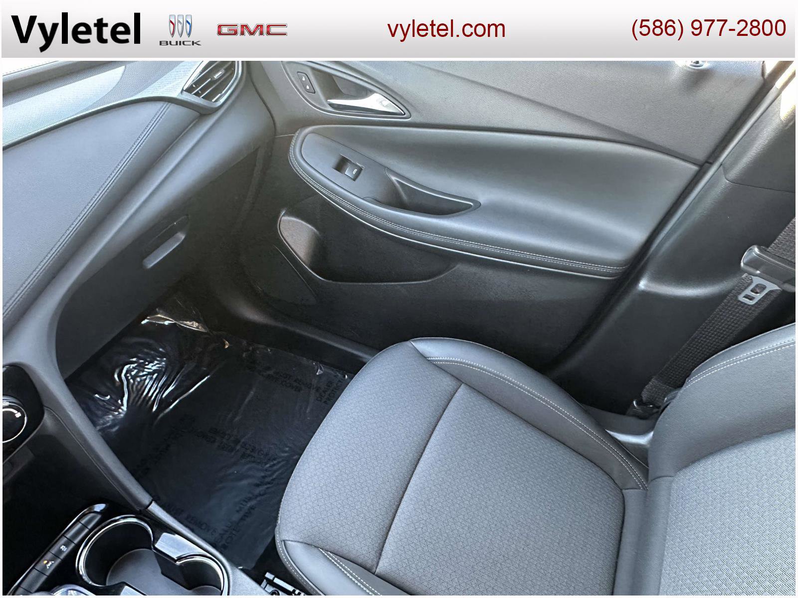 Used 2023 Buick Encore GX Preferred w/ Cold Weather Comfort Package image 29