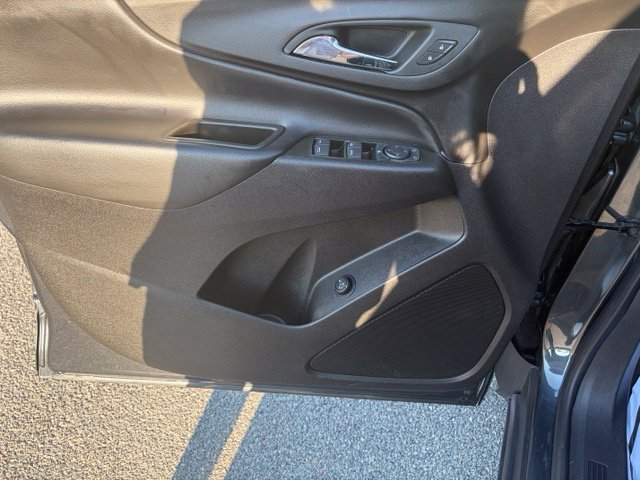 Used 2023 Chevrolet Equinox LT AWD/4WD image 6