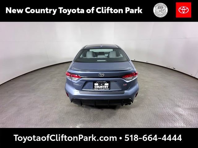 Used 2023 Toyota Corolla SE w/ Carpet Mat Package (TMS) image 4