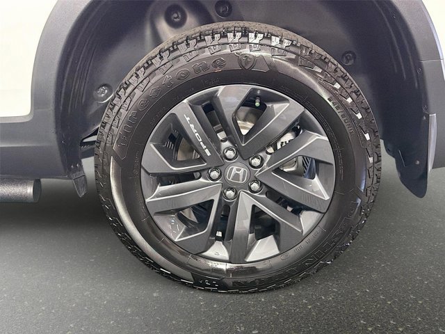 Used 2025 Honda Ridgeline Sport image 28