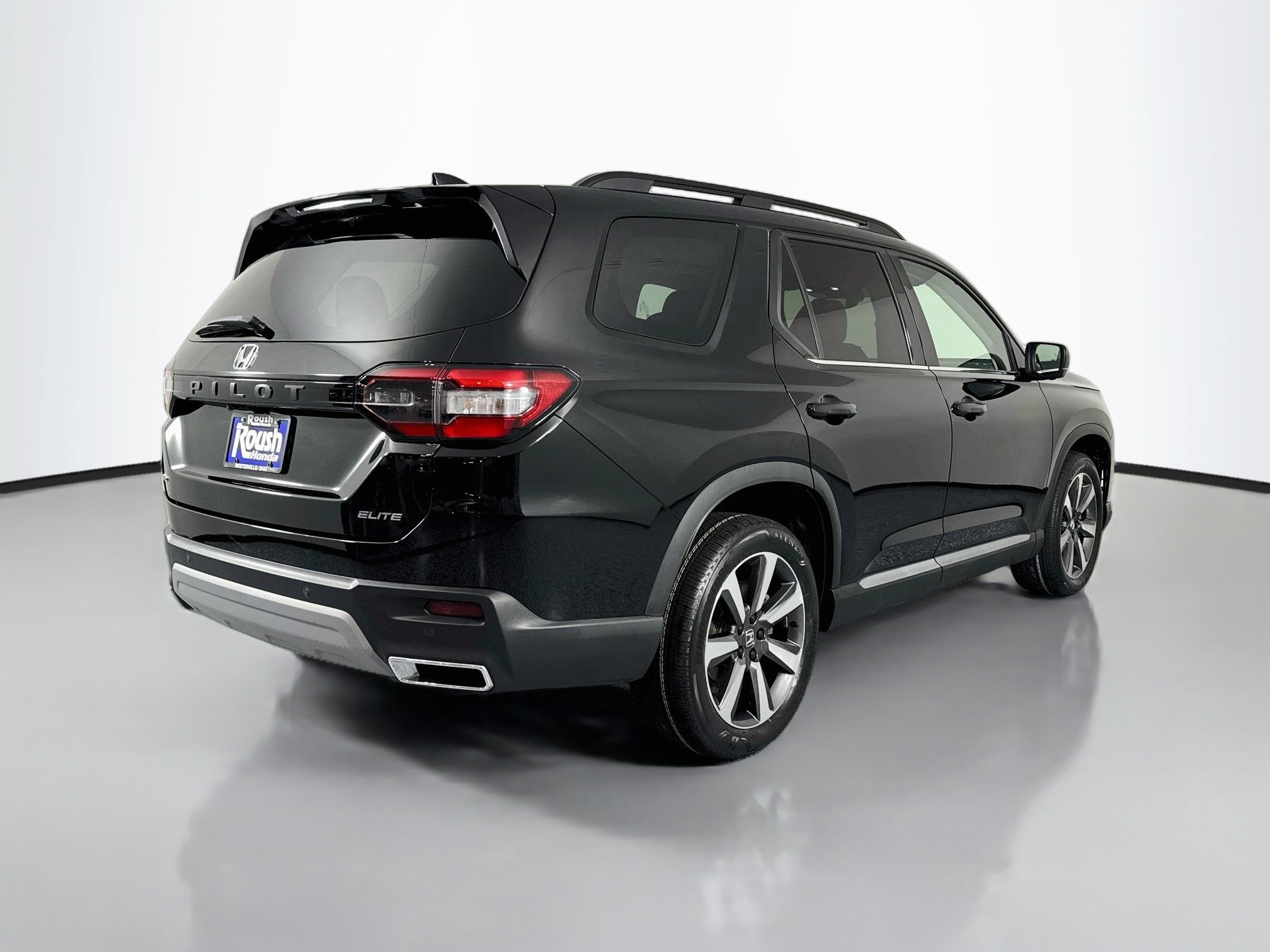 Certified 2023 Honda Pilot Elite image 5
