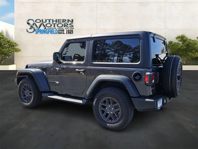 Used 2024 Jeep Wrangler Sport S image 3