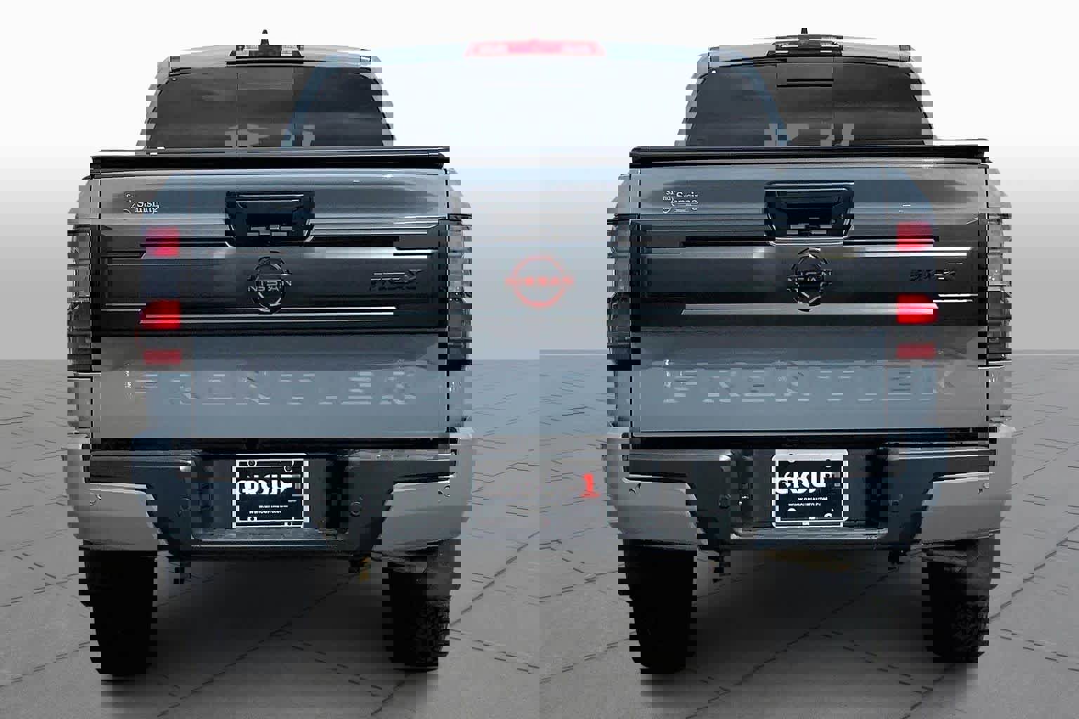 Used 2025 Nissan Frontier Pro-X image 5