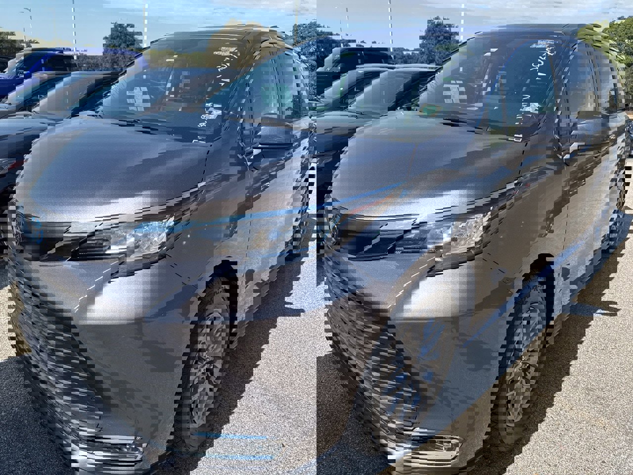 Used 2022 Toyota Sienna XLE