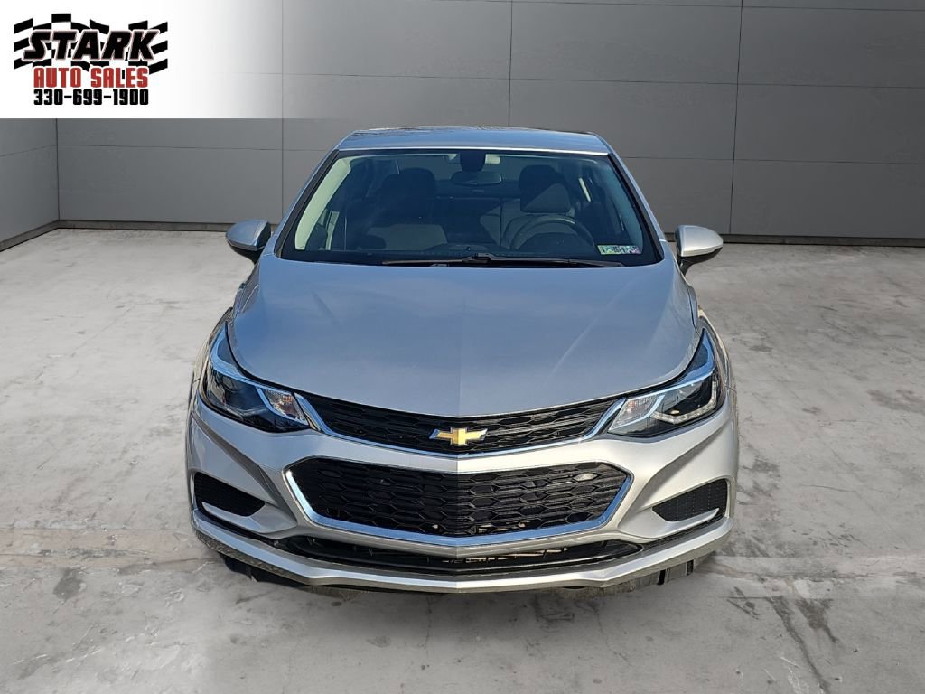 Used 2018 Chevrolet Cruze LT w/ Convenience Package image 8