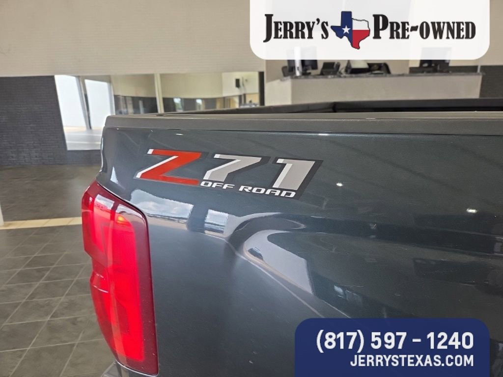 Used 2018 Chevrolet Silverado 1500 LTZ Z71 w/ LTZ Plus Package AWD/4WD image 6