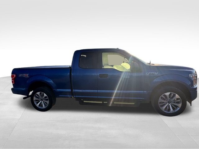 Used 2018 Ford F150 XL w/ Equipment Group 101A Mid AWD/4WD image 4
