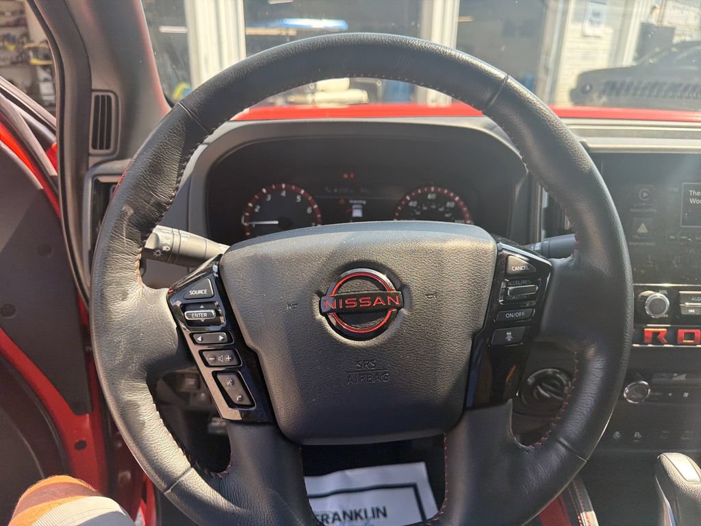 Used 2025 Nissan Frontier PRO-4X w/ Pro Convenience Package AWD/4WD image 17