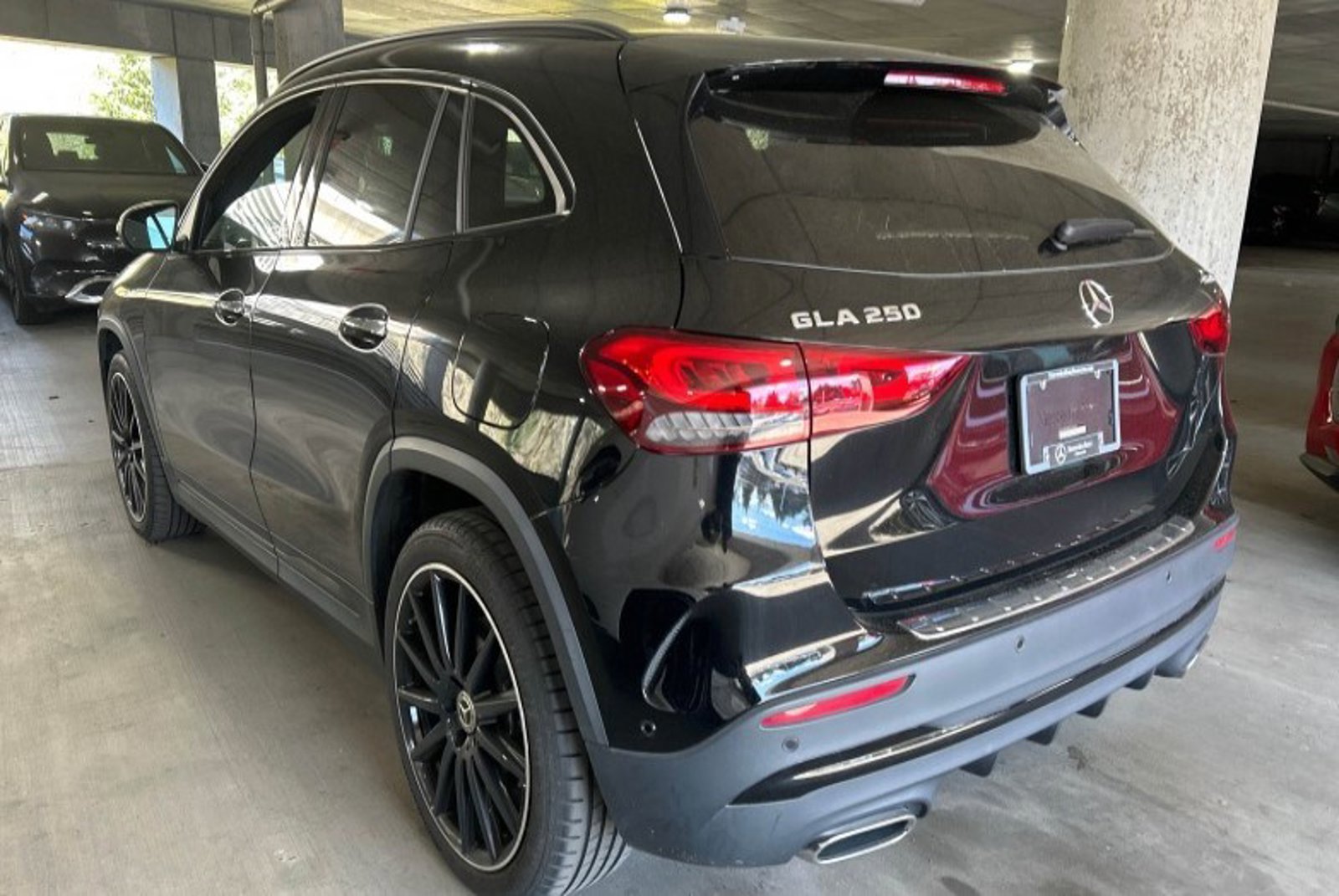 Used 2023 Mercedes-Benz GLA 250 4MATIC image 3