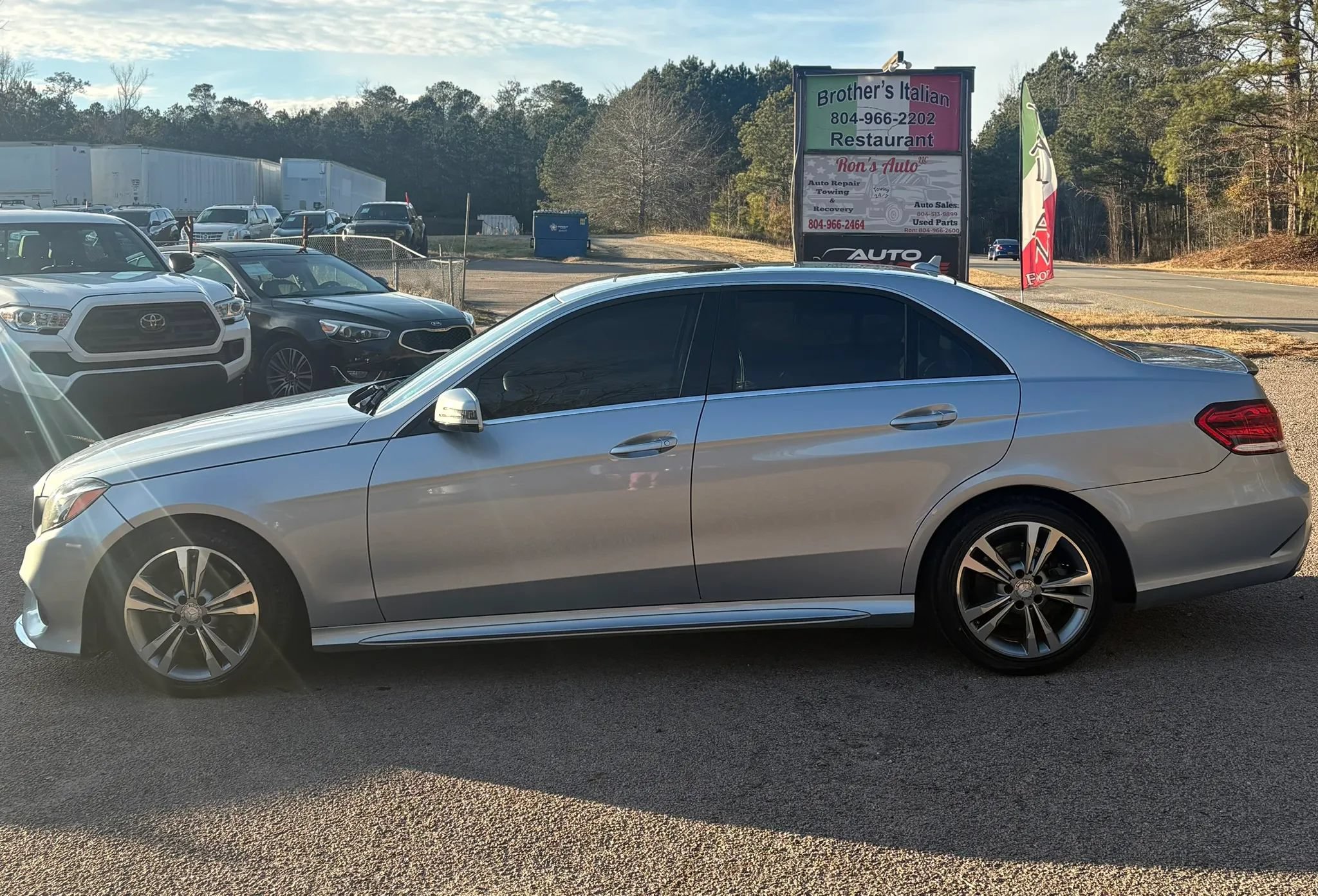 Used 2015 Mercedes-Benz E 350 4MATIC Sedan image 5
