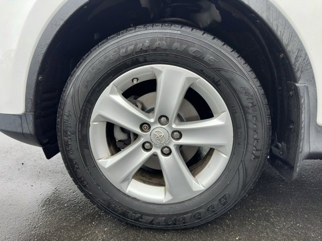 Used 2014 Toyota RAV4 XLE image 25