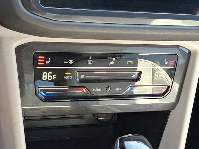 Used 2022 Volkswagen Tiguan SE R-Line image 18