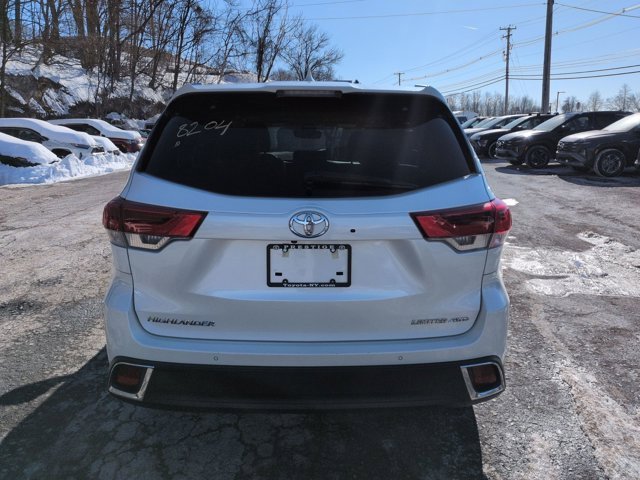Certified 2017 Toyota Highlander Limited image 4