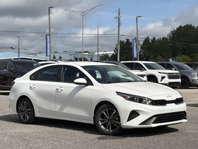 Used 2024 Kia Forte LXS FWD image 13