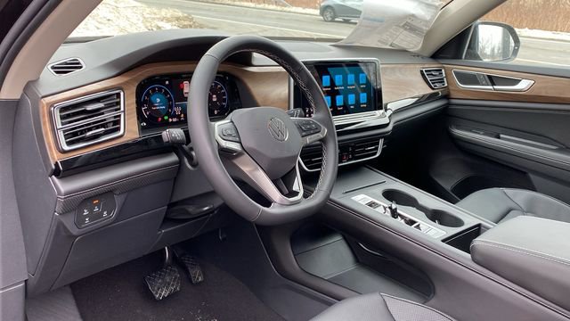 New 2026 Volkswagen Atlas SE image 11
