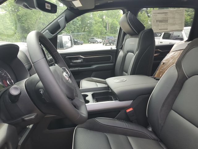 New 2026 RAM 1500 Laramie w/ Sport Appearance Package AWD/4WD image 17