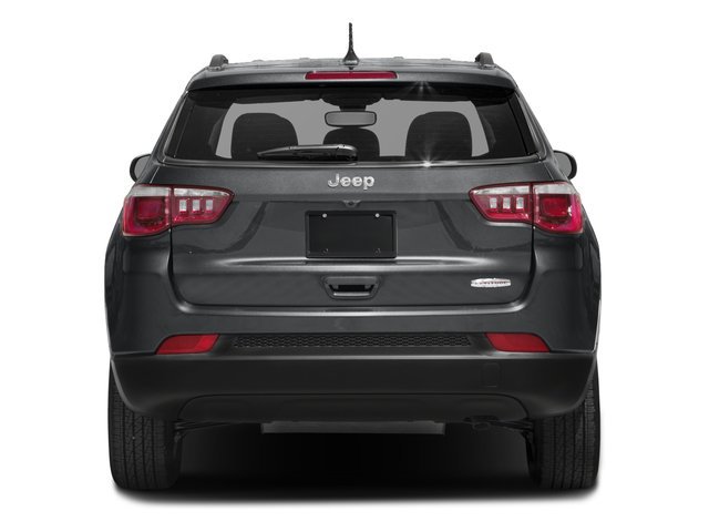 Used 2017 Jeep Compass Latitude w/ Popular Equipment Group FWD image 8